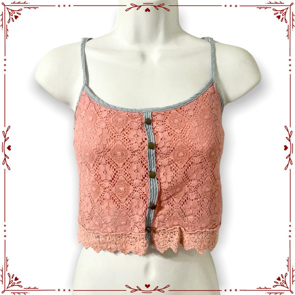 Rue21 Women's M Pink Crocheted Crop Top with Blue Trim - Picture 1 of 9